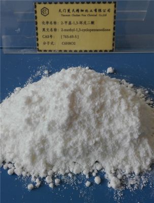 2-Methyl-1,3-cyclopentanedione