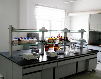 Chemical analysis room